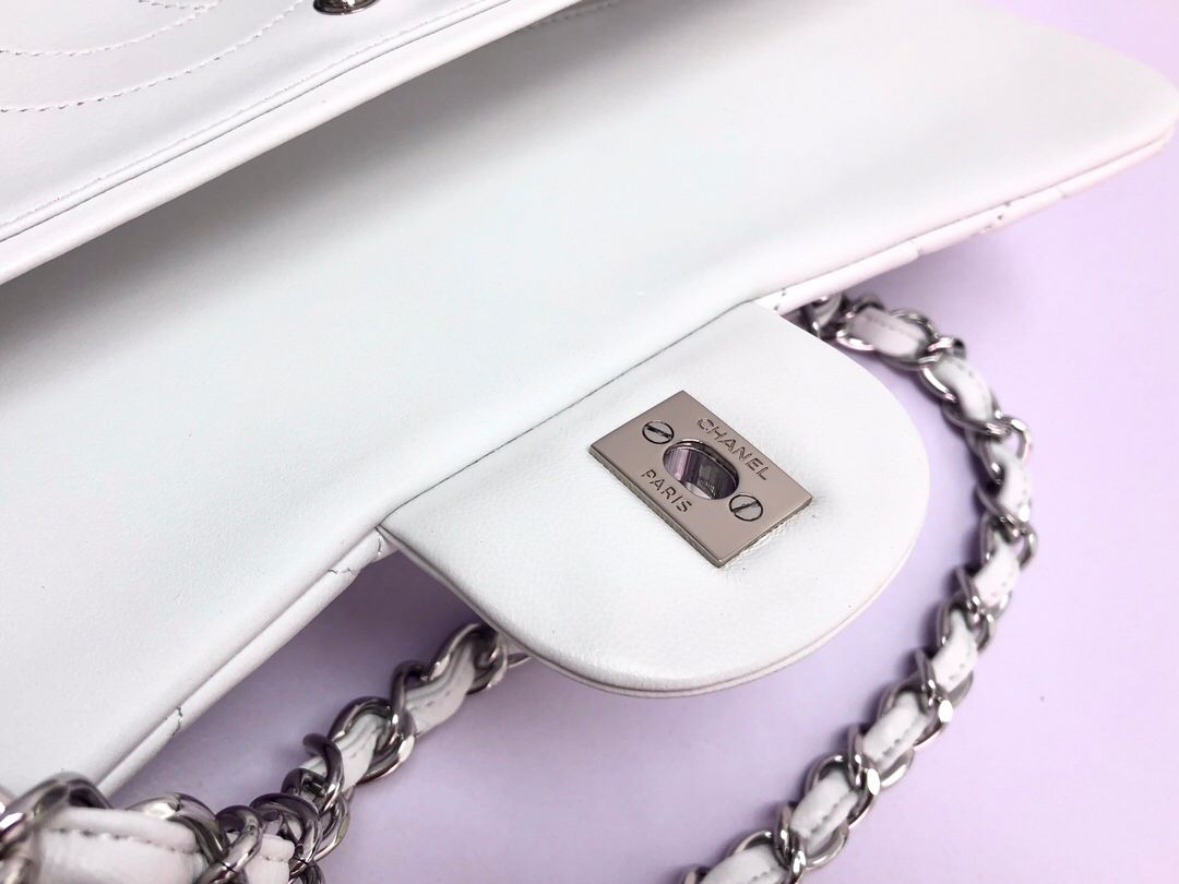 Upgraded version A1113 So beautiful that no one has friends CF Classic diamond series Original lambskin small buckle version Professionally customized heavyweight hardware shoulder straps Handmade wiring Lining leather Exquisite hot stamping font Uniform