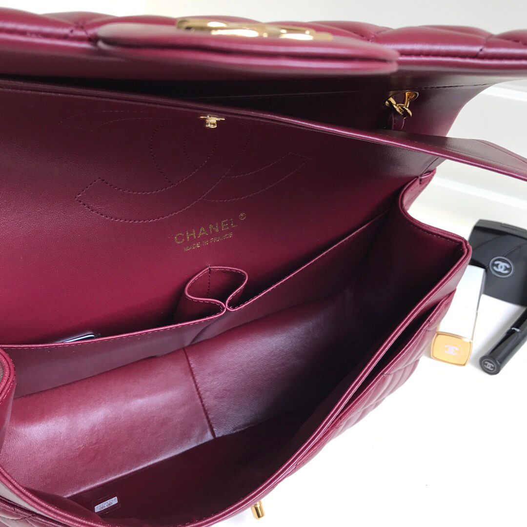Upgraded version A1113 So beautiful that no one has friends CF Classic rhombus series Original lambskin small buckle version Professionally customized heavyweight hardware shoulder straps Handmade wiring Matching with same color lining Exquisite hot stamp