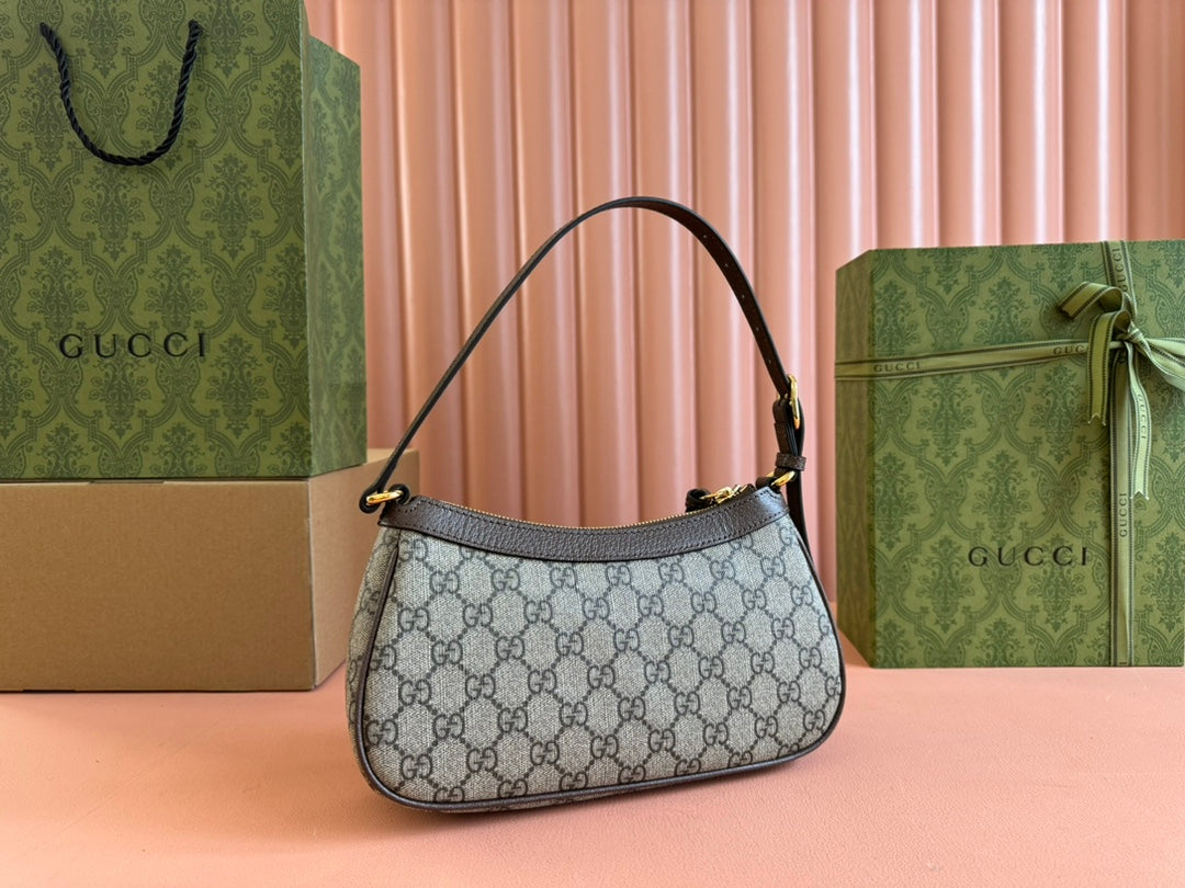 The original leather configuration comes with a complete set of packaging. The new brand has launched various series that continue the design concept that a single item should not only be popular for one season, but also become more and more new over
