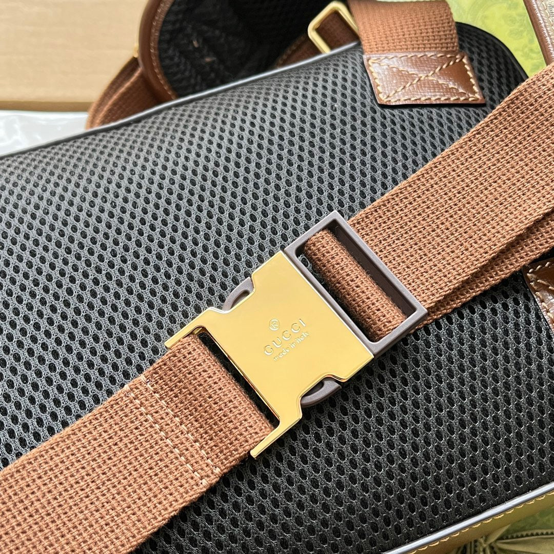 Original leather matching (fmall Sanya Duty Free Shop handbag HUH9G 8546, featuring timeless materials, color and house code combined, injecting a vintage feel into the style. This beige and ebony canvas small backpack, adorned with brown leather, is