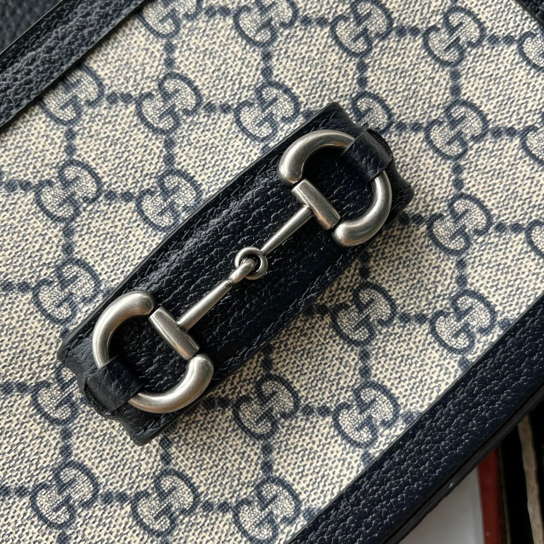 Original leather accessories (Cdfmall Sanya Duty Free Shop tote bag GG Supreme Gucci Love March new fashion collection introduces classic and timeless blue and beige combination inheritance material with low environmental impact. Canvas material has