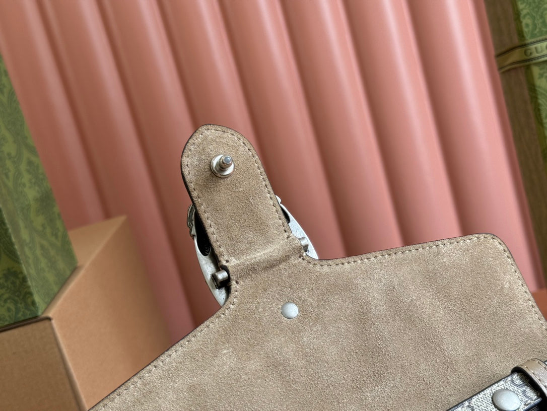 Original leather with full set of packaging, new G-home Dionysus series, inspired by Dionysus, one of the Greek gods, featuring double tiger-head buckles as romantic symbols that embody love and vows, reflecting a unique creative vision, striking the