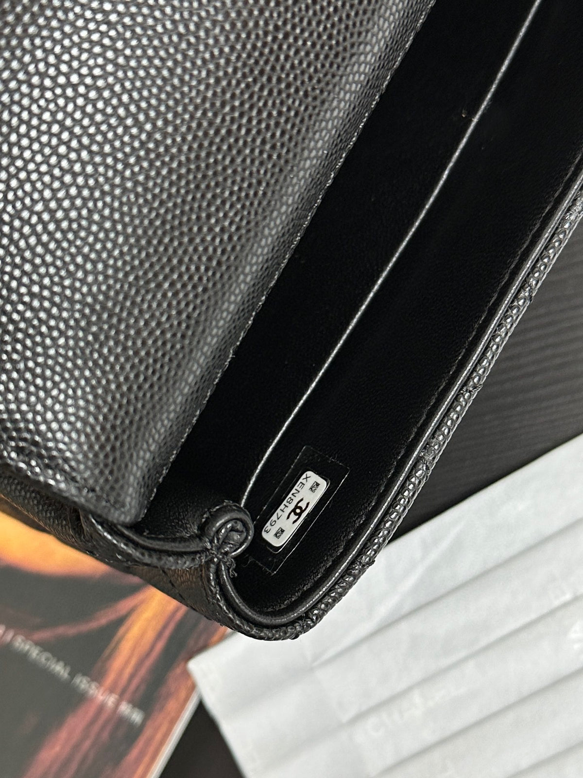 Original factory leather stock 24kcocohandle is really eye-catching. Super beautiful capacity, okay to carry, beautiful and practical. Size 11.514.55.5cm 99410