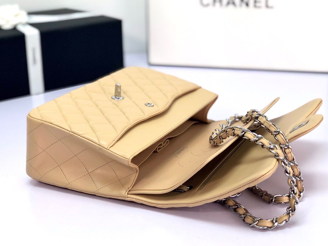 Upgraded version A1113 So beautiful that no one has friends CF Classic diamond series Original lambskin small buckle version Professionally customized heavyweight hardware shoulder strap Handmade wiring Lining leather Exquisite hot stamping font Uniform