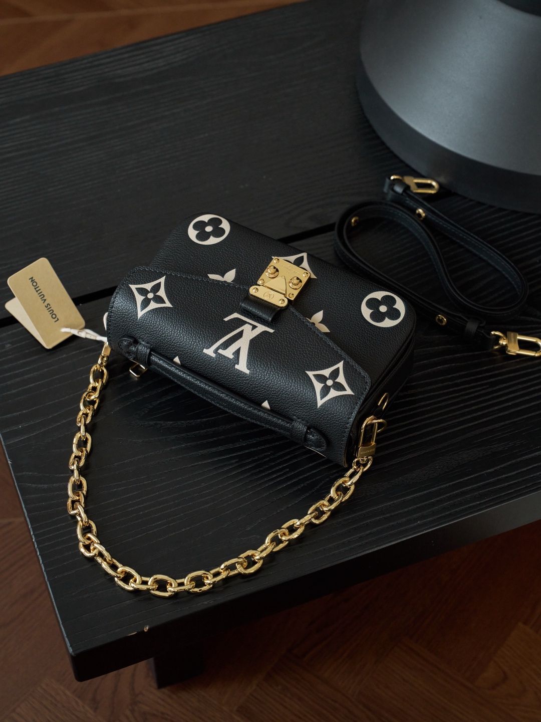 POCHETTE METIS EAST WEST handbag M46596 P1480 black messenger bag, original calfskin, fully steel vacuum plated, variable code chip version