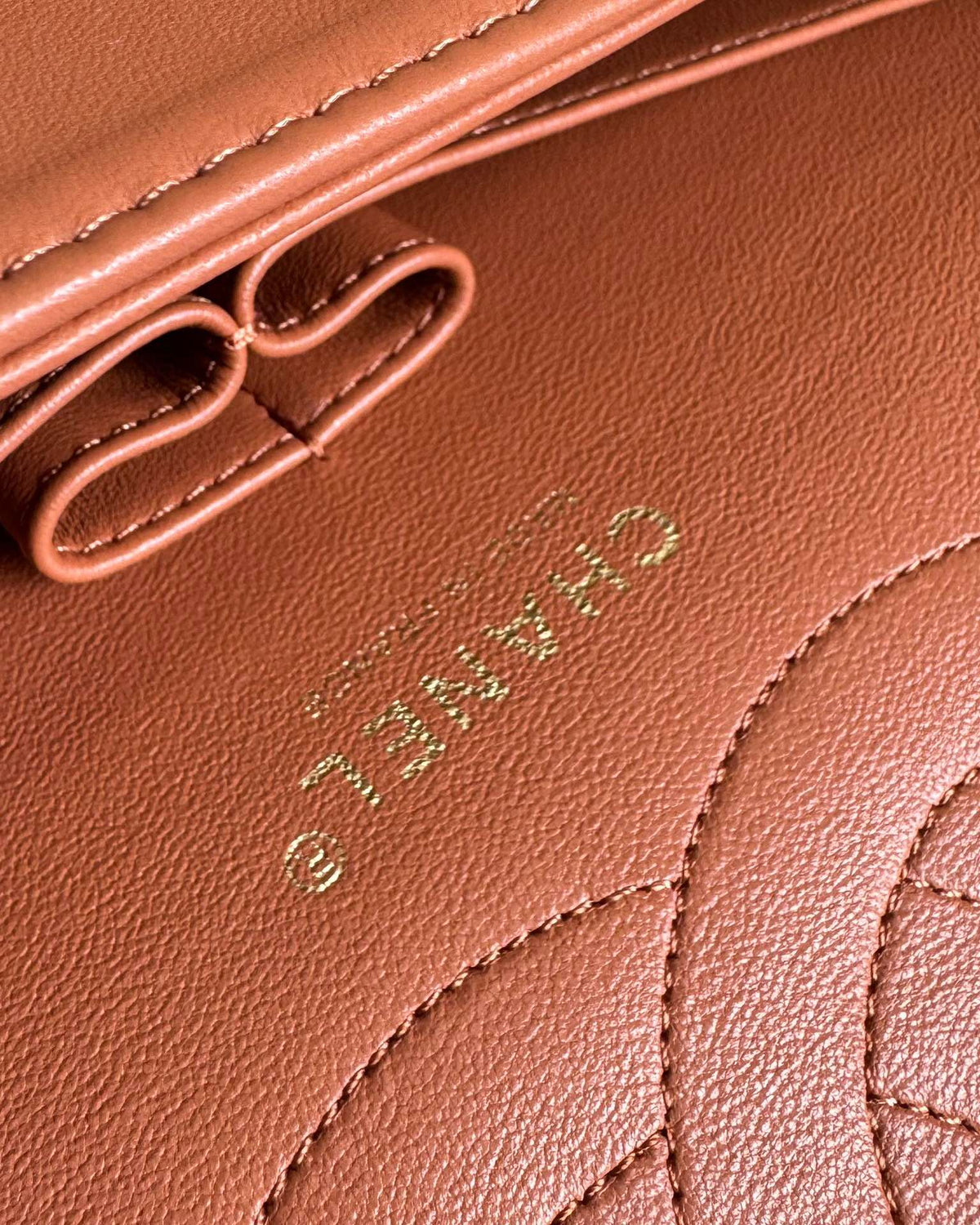 Upgraded version A1113 So beautiful that no one has friends CF Classic diamond series Original lambskin small buckle version Professionally customized heavyweight hardware shoulder straps Handmade wiring Lining leather Exquisite hot stamping font Uniform