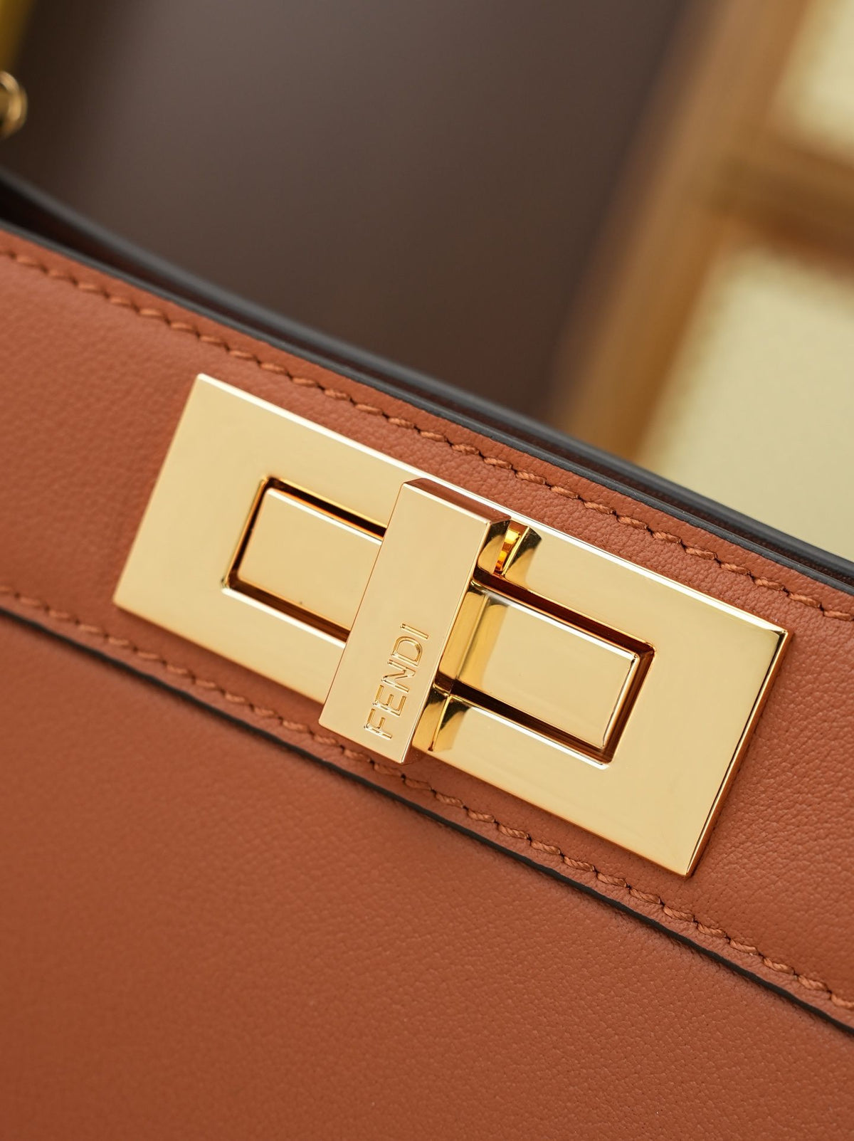 Model 8005, large size, 33x25x13cm