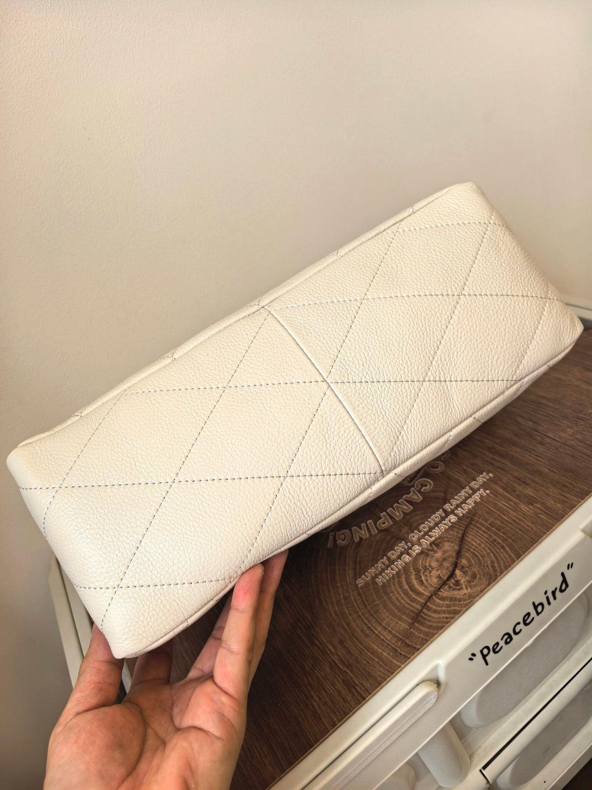Title: 1520 Large TORY BURCH | Milk White Charlie Quilted Shoulder Collection Milk White Charlie Bag Selection Guide Here Comes the Large Super Energy Pack Commuter Stopper Short Apprentice OK Medium Size Suitable for Daily Street Style Super Atmosphere