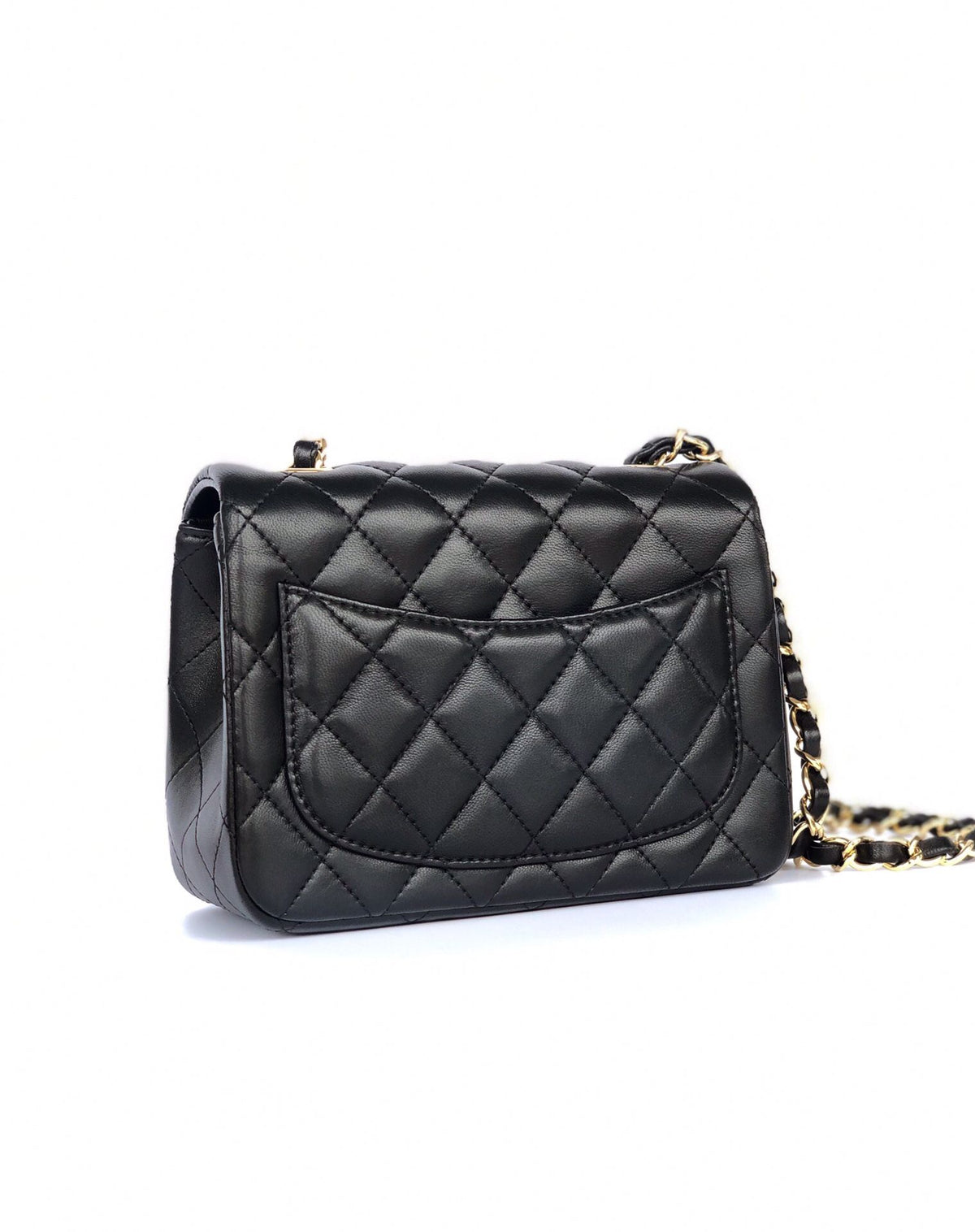 Fatty Fang Mini 17cm CF has a very feminine elegance, inherits the classics, is listed as the historical sales champion, and is an indispensable item in every pink fan’s wardrobe. 17cmp650 sheepskin