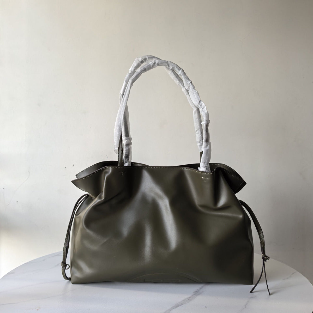 ToryBurch TB new Ella drawstring tote bag, high-end and durable