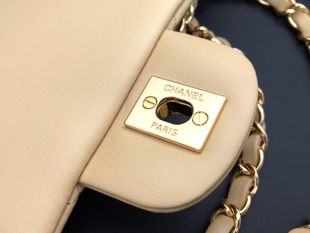 CF series 1116 classic lambskin soft to the touch awesome shape [strong] exclusively developed size 20cm