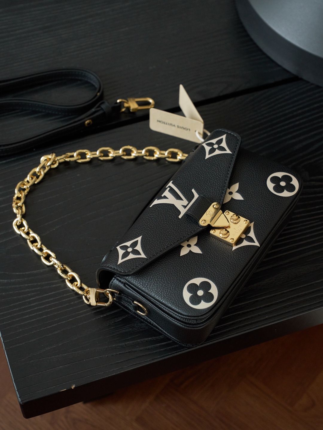 POCHETTE METIS EAST WEST handbag M46596 P1480 black messenger bag, original calfskin, fully steel vacuum plated, variable code chip version
