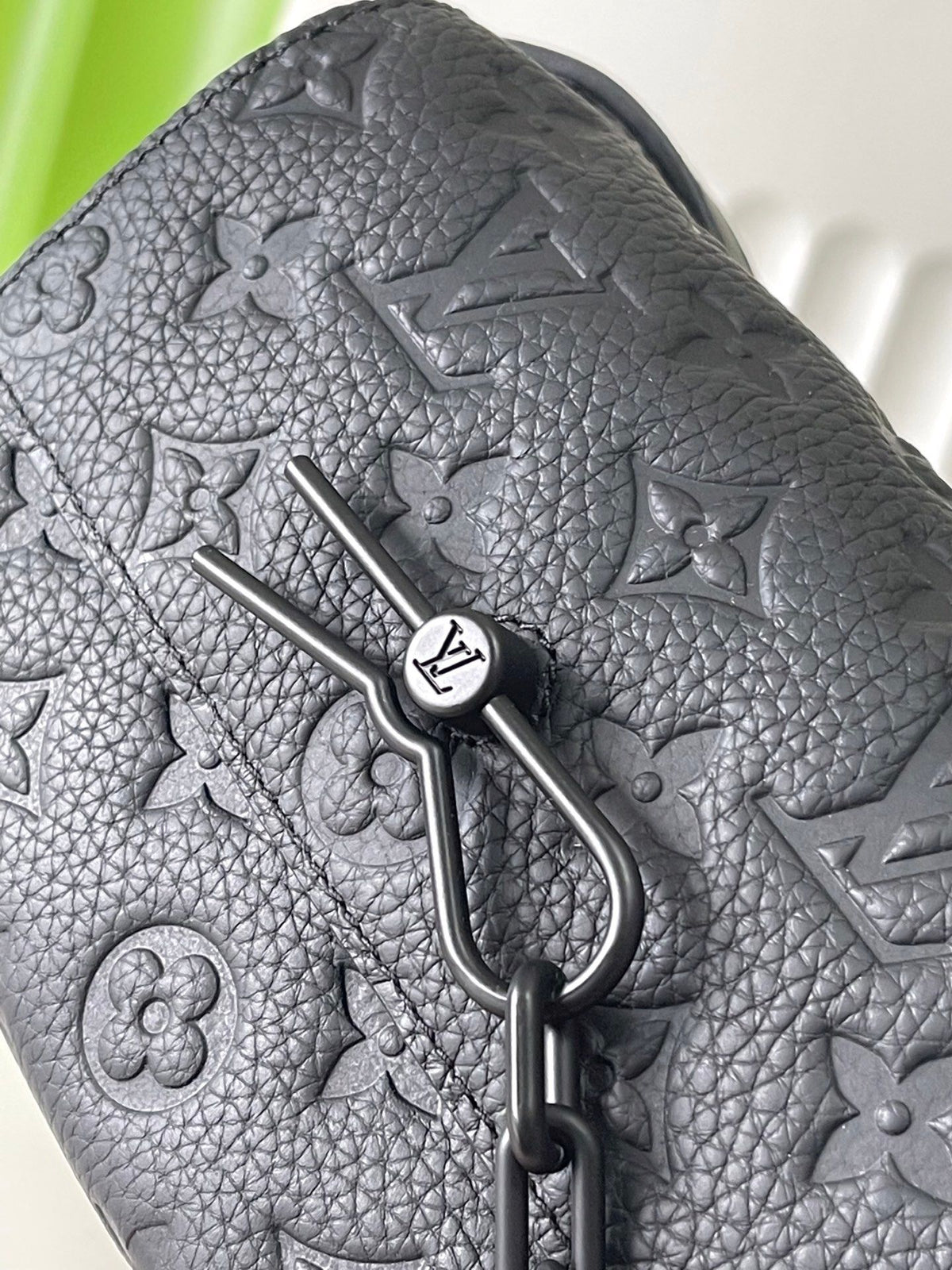 The highest version, original factory leather, top-grade original single product, comes with a full set of original packaging. Photographed in real life, M81746. Size: 18116.5cm