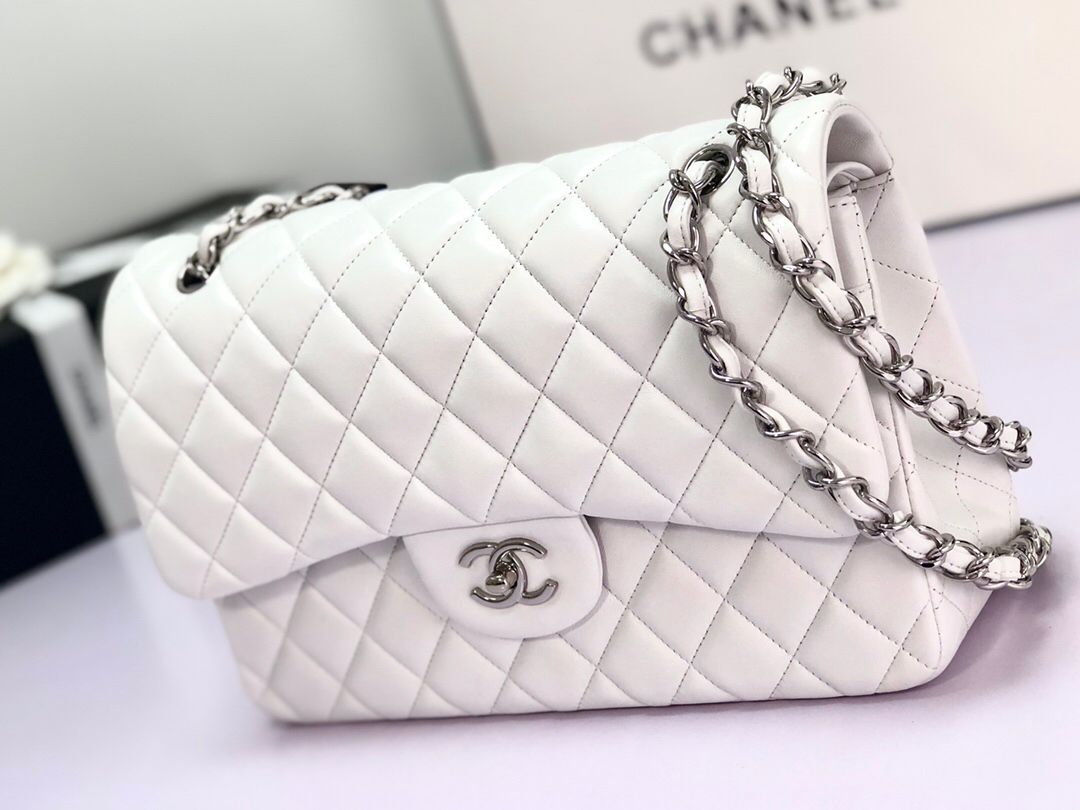 Upgraded version A1113 So beautiful that no one has friends CF Classic diamond series Original lambskin small buckle version Professionally customized heavyweight hardware shoulder straps Handmade wiring Lining leather Exquisite hot stamping font Uniform