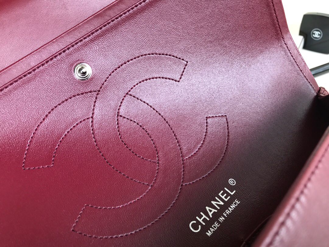 Upgraded version A1113 So beautiful that no one has friends CF Classic rhombus series Original lambskin small buckle version Professionally customized heavyweight hardware shoulder straps Handmade wiring Matching with same color lining Exquisite hot stamp
