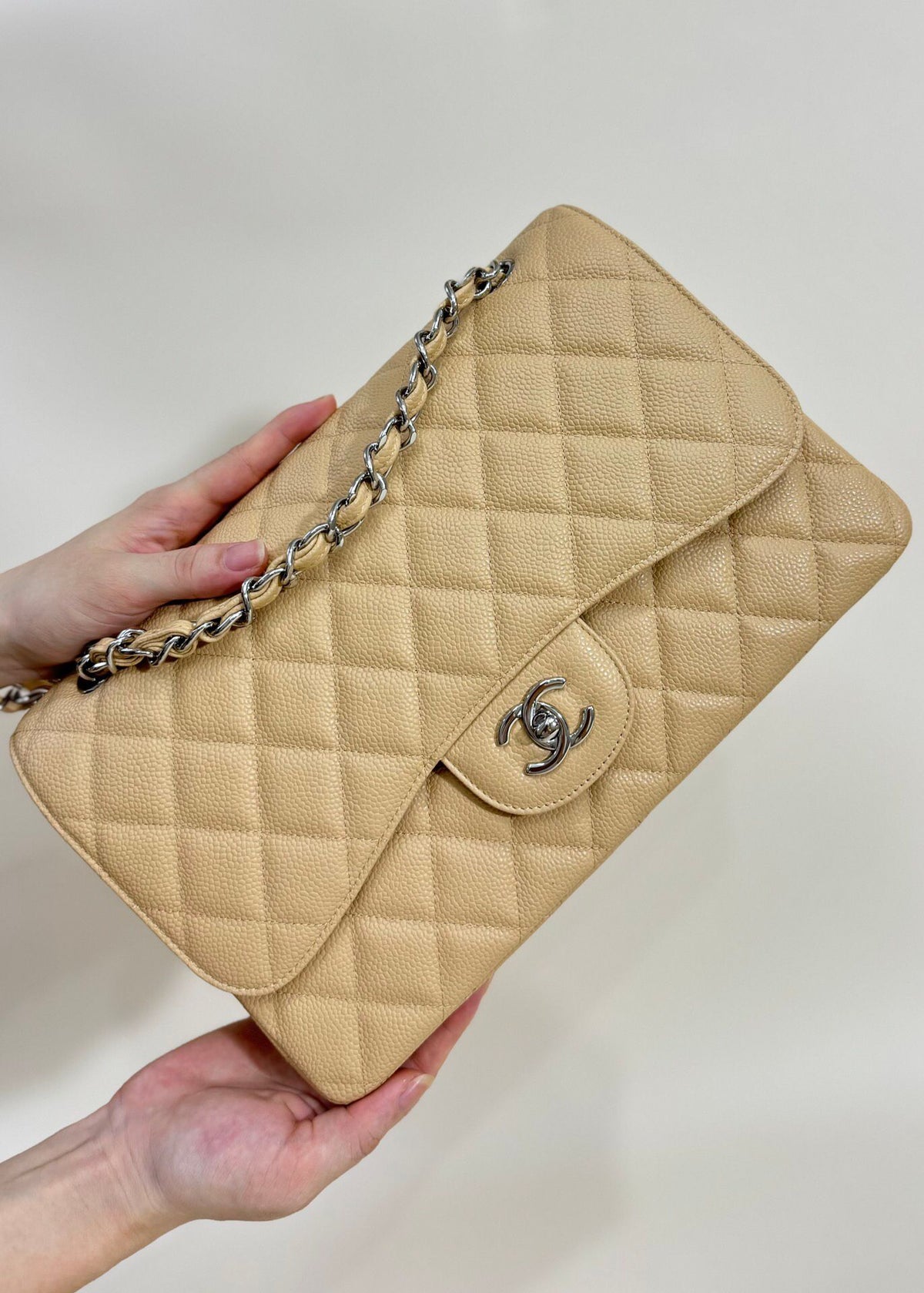 Exclusive real shot of classic ball pattern caviar cowhide 1113Jumbo entirely imported original cowhide CF..MM directly regarded as high-end quality size 30Cm gold and silver buckle in stock P1180