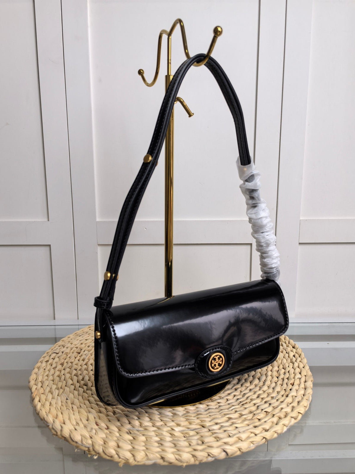 TB ROBINSON Flip Shoulder Backpack Women's Bag Size: 24125