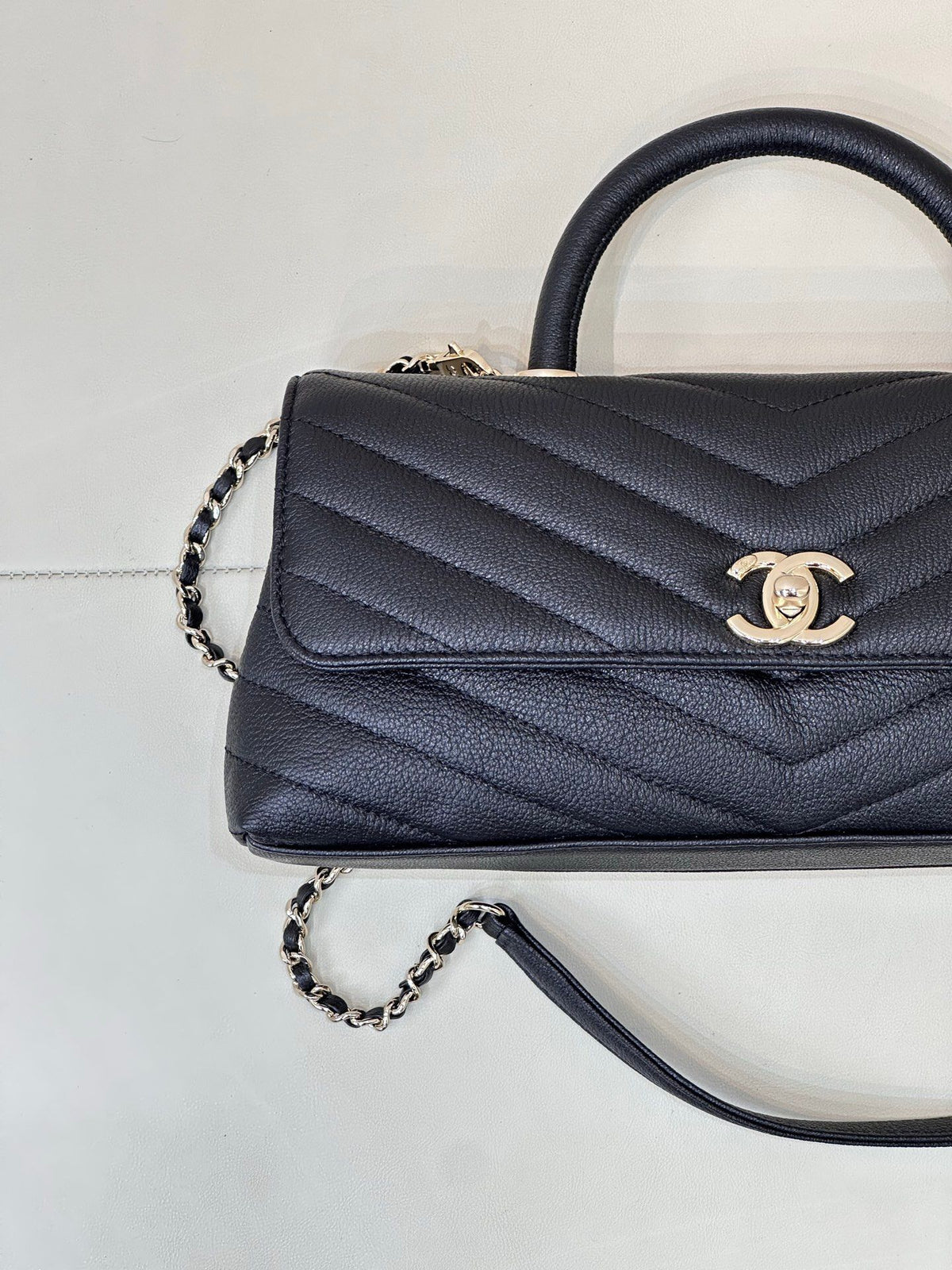 coco handle one of Xiaoxiang’s most classic styles