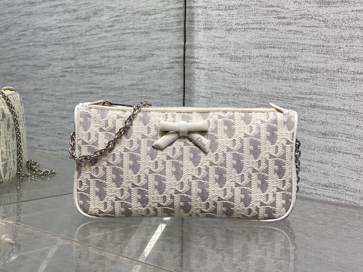 In stock Dior2026 early spring series Oblique bow chain bag, classic Oblique white gray canvas + white leather bow, elegant and playful