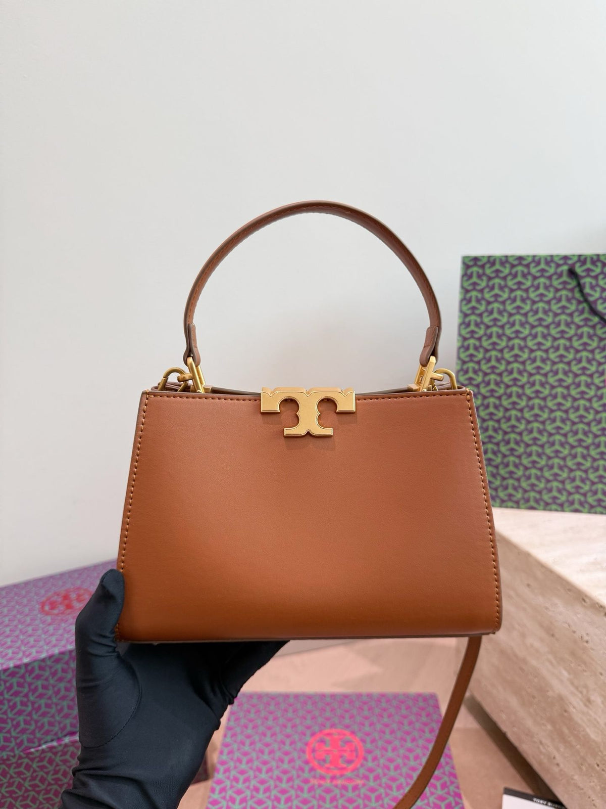 Small box size 2215cm