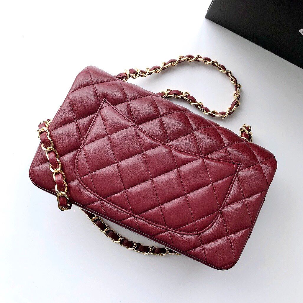 p780 latest version CF series 1116 classic lambskin soft to the touch awesome shape [strong] exclusively developed size 20cm Some new bags have canceled the laser mark and ID card and instead used the steel seal as shown in the picture