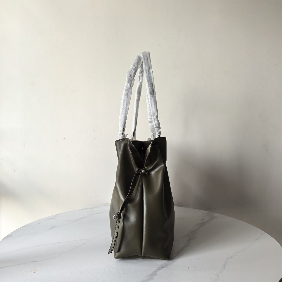 ToryBurch TB new Ella drawstring tote bag, high-end and durable