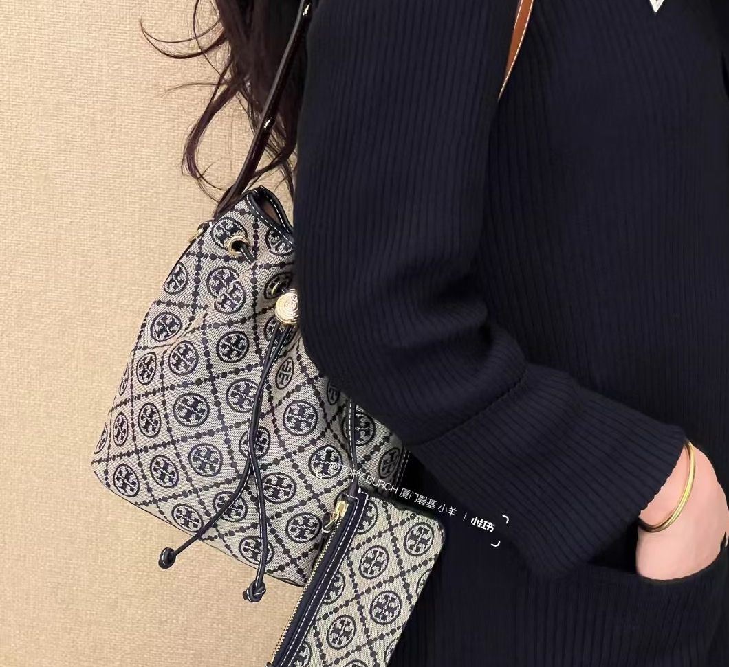166414 New TORY BURCH T Monogram Drawstring Opening Metal Double T Logo Medium Bucket Bag TB Women's Handheld Single Shoulder Crossbody Bag Size 21-18-11.5