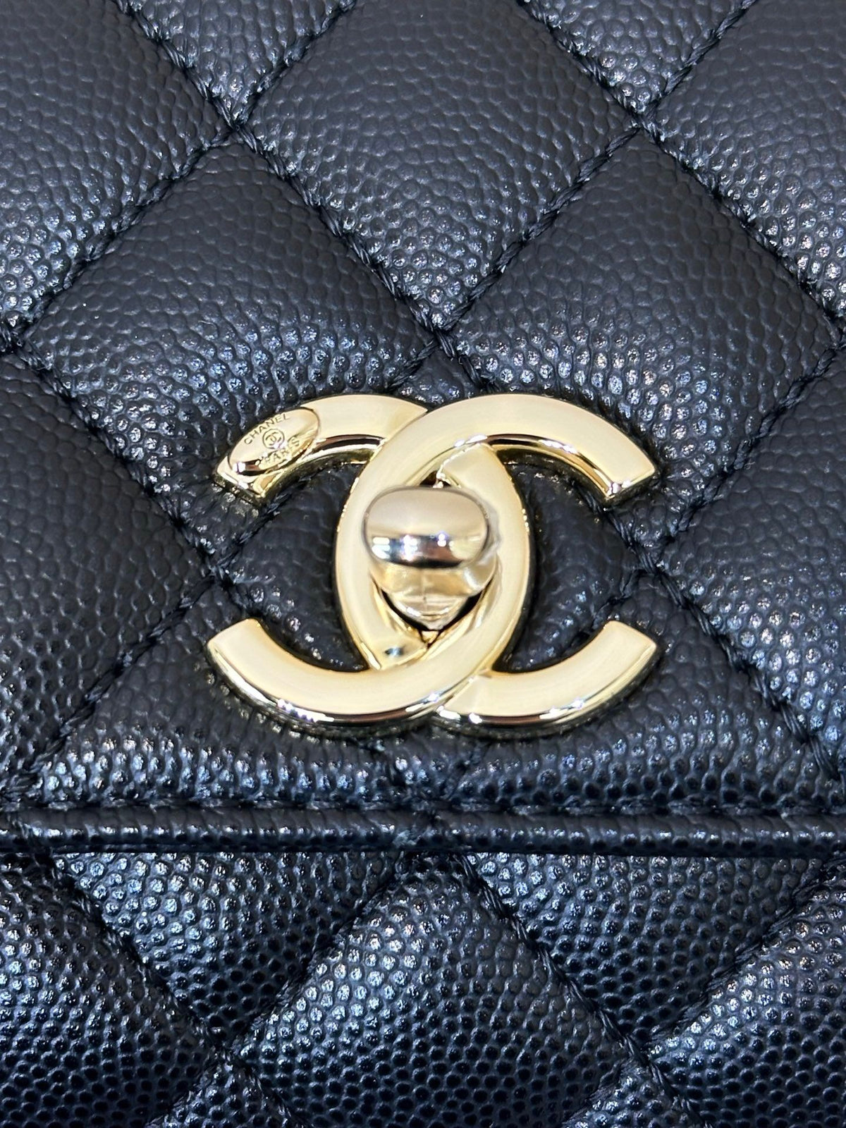 coco handle one of Xiaoxiang’s most classic styles