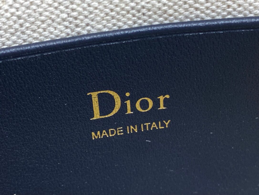 In stock Dior2026 early spring series Oblique bow chain bag, classic Oblique presbyopic canvas + black leather bow, elegant and playful