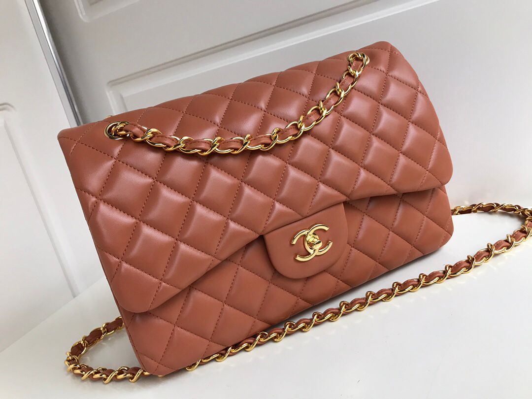 Upgraded version A1113 So beautiful that no one has friends CF Classic rhombus series Original lambskin small buckle version Professionally customized heavyweight hardware shoulder straps Handmade wiring Matching with same color lining Exquisite hot stamp