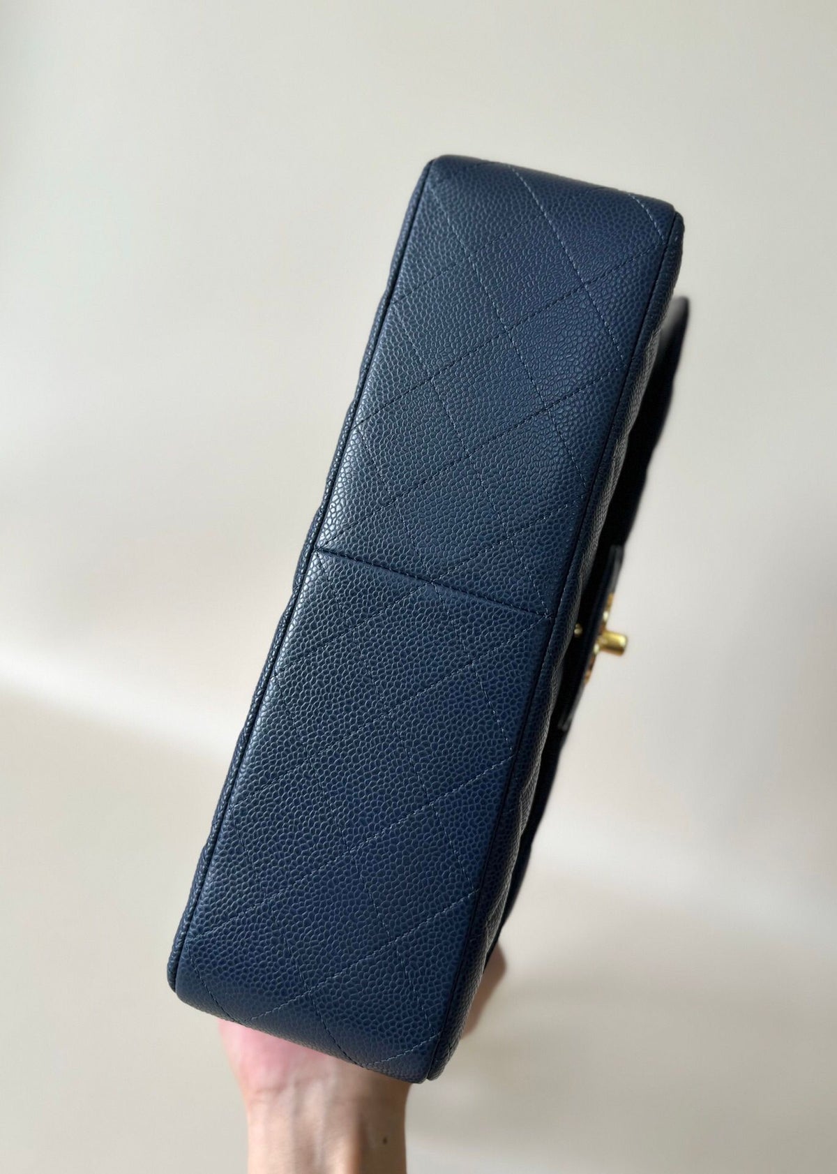 Exclusive real shot of classic ball pattern caviar cowhide 1113Jumbo entirely imported original cowhide CF..MM directly regarded as high-end quality size 30Cm gold and silver buckle in stock P1180