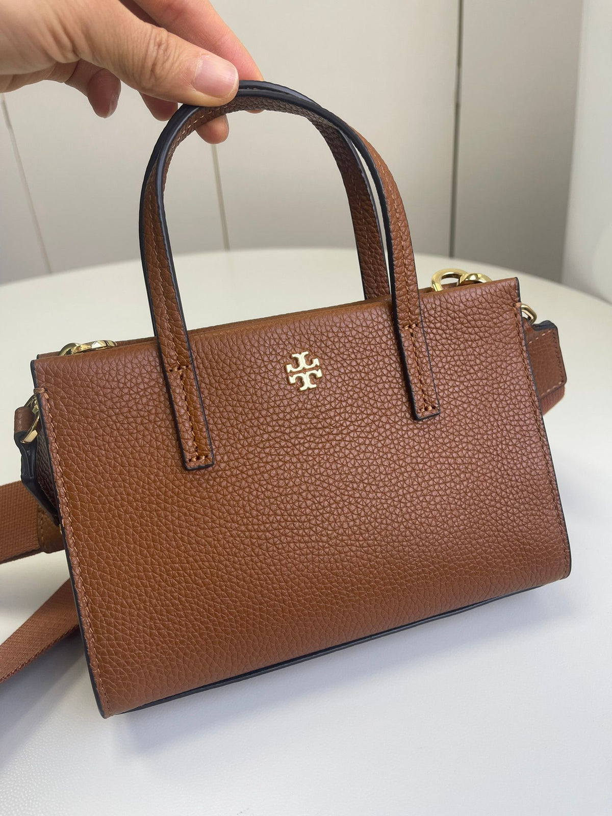Story Burch ELLA tote, natural drop cowhide crossbody, bill of lading shoulder bag size 19.5x14.5x7, number H089 P370