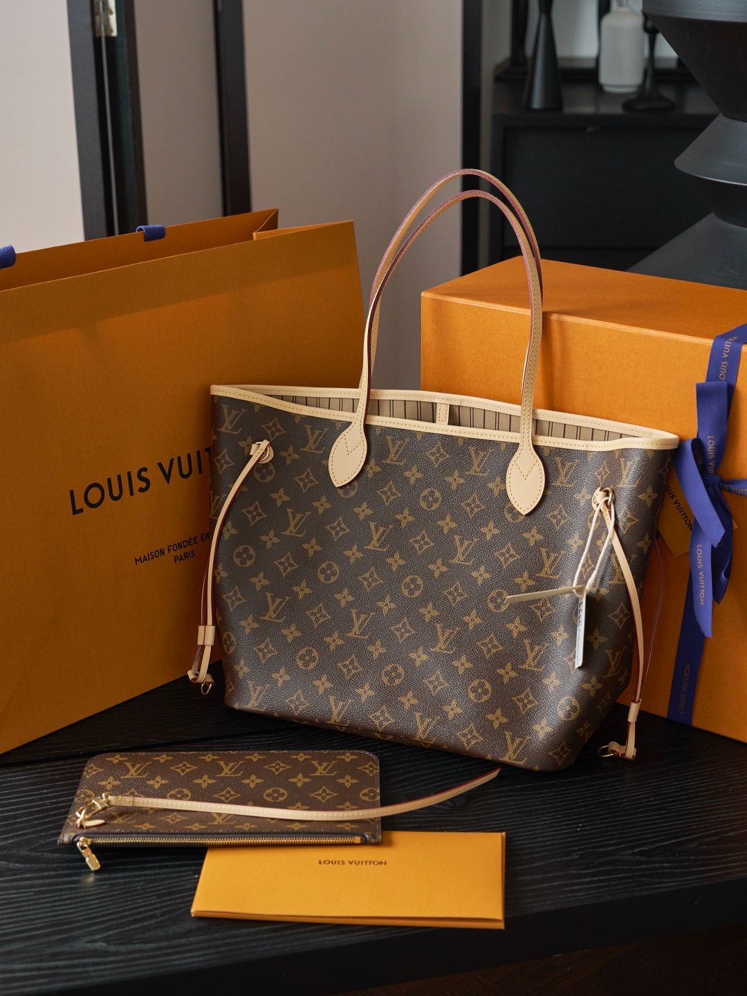 NEVERFULL Medium Handbag M46975 P1380