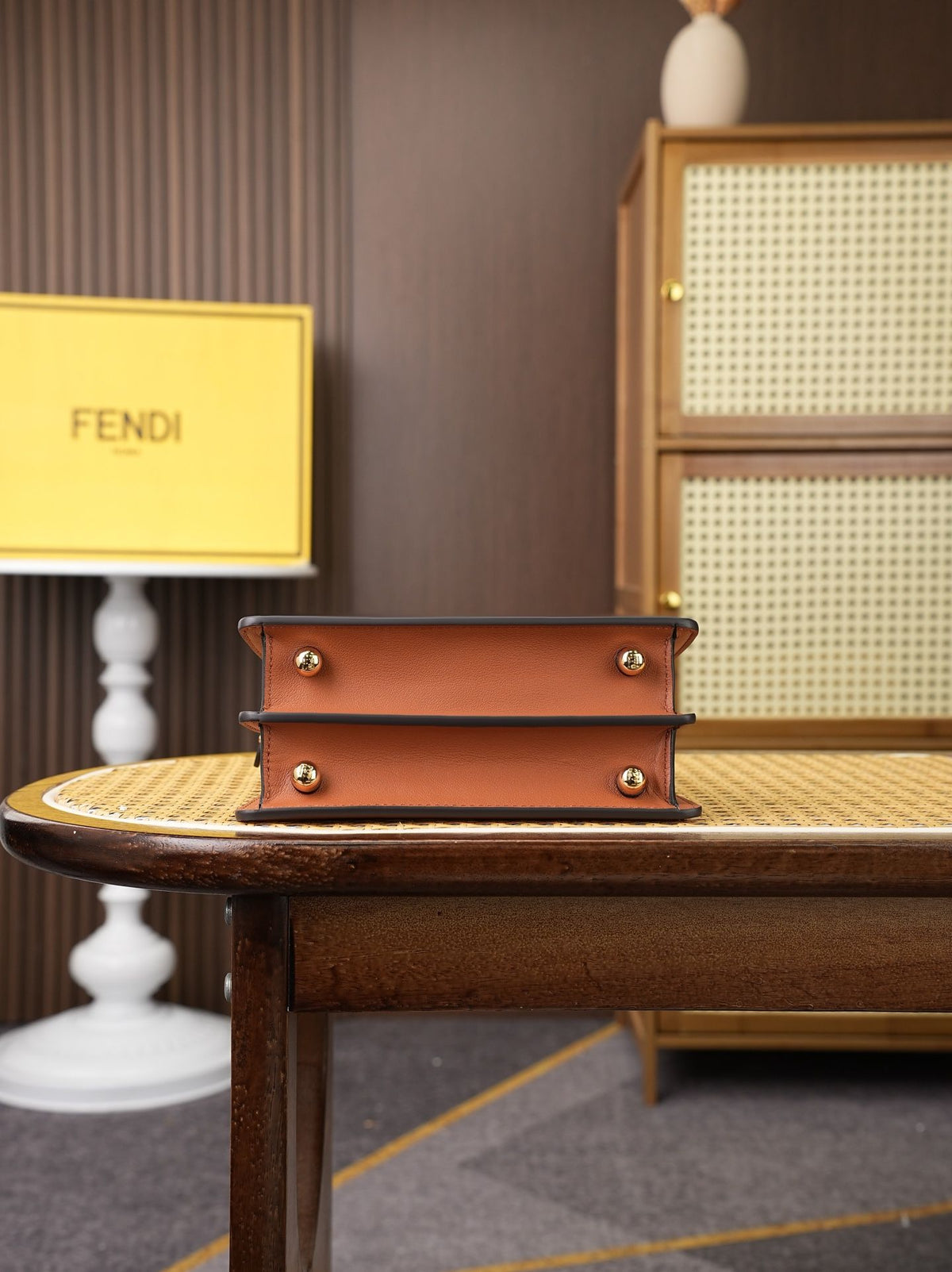 Model 8005 small size 201115cm FE ND1 peekaboo I see u handbag, brand new peekaboo I see u just to see your different side, new design continues the classic peekaboo trapezoidal contour and square twist lock design, with organ style design added to the