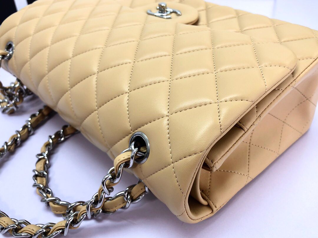 Upgraded version A1113 So beautiful that no one has friends CF Classic diamond series Original lambskin small buckle version Professionally customized heavyweight hardware shoulder strap Handmade wiring Lining leather Exquisite hot stamping font Uniform