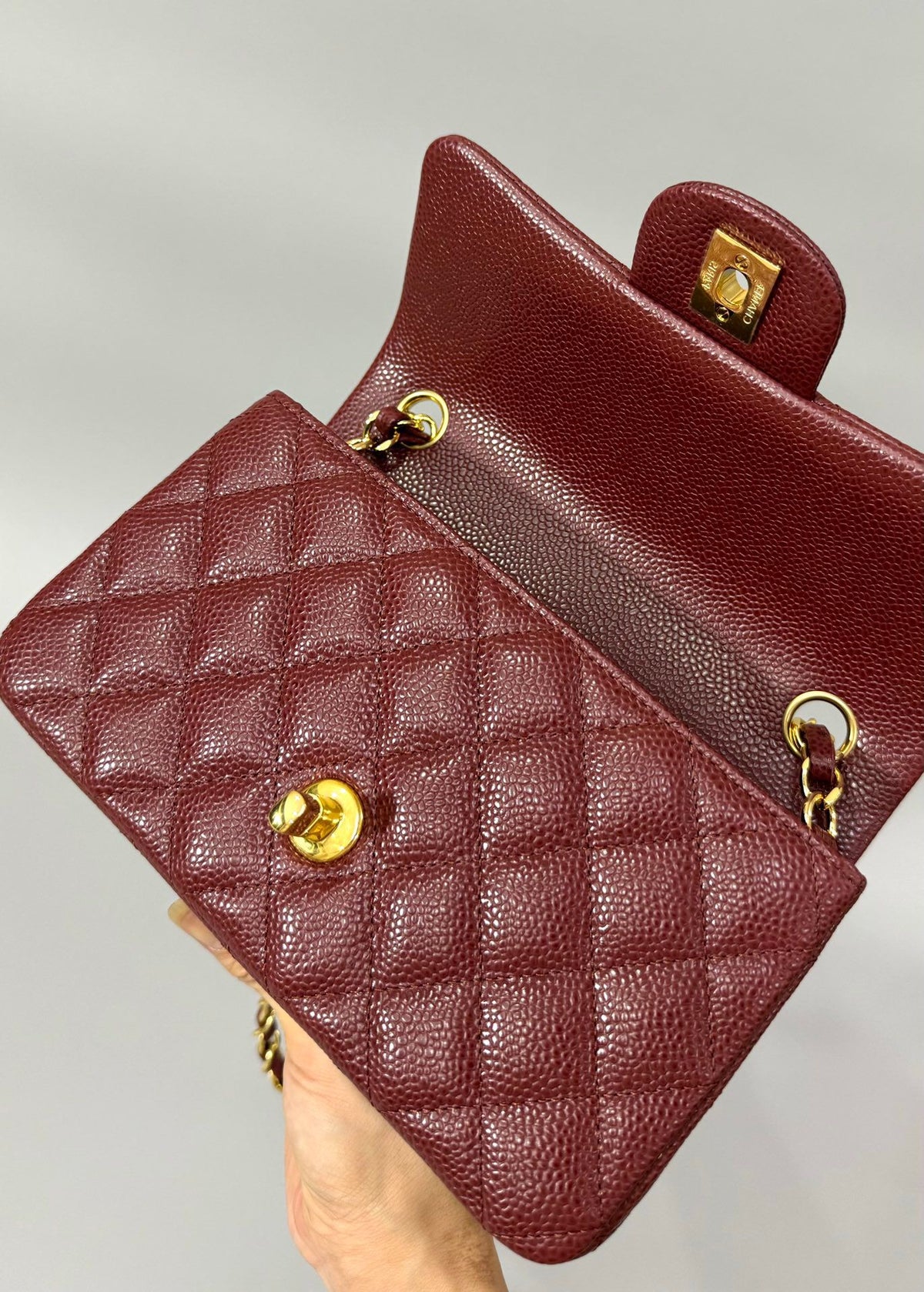 Latest version of classic ball pattern caviar cowhide 1116 whole imported original cowhide CF..MM directly regarded as high-end quality size 20Cm gold silver buckle ready stock P780