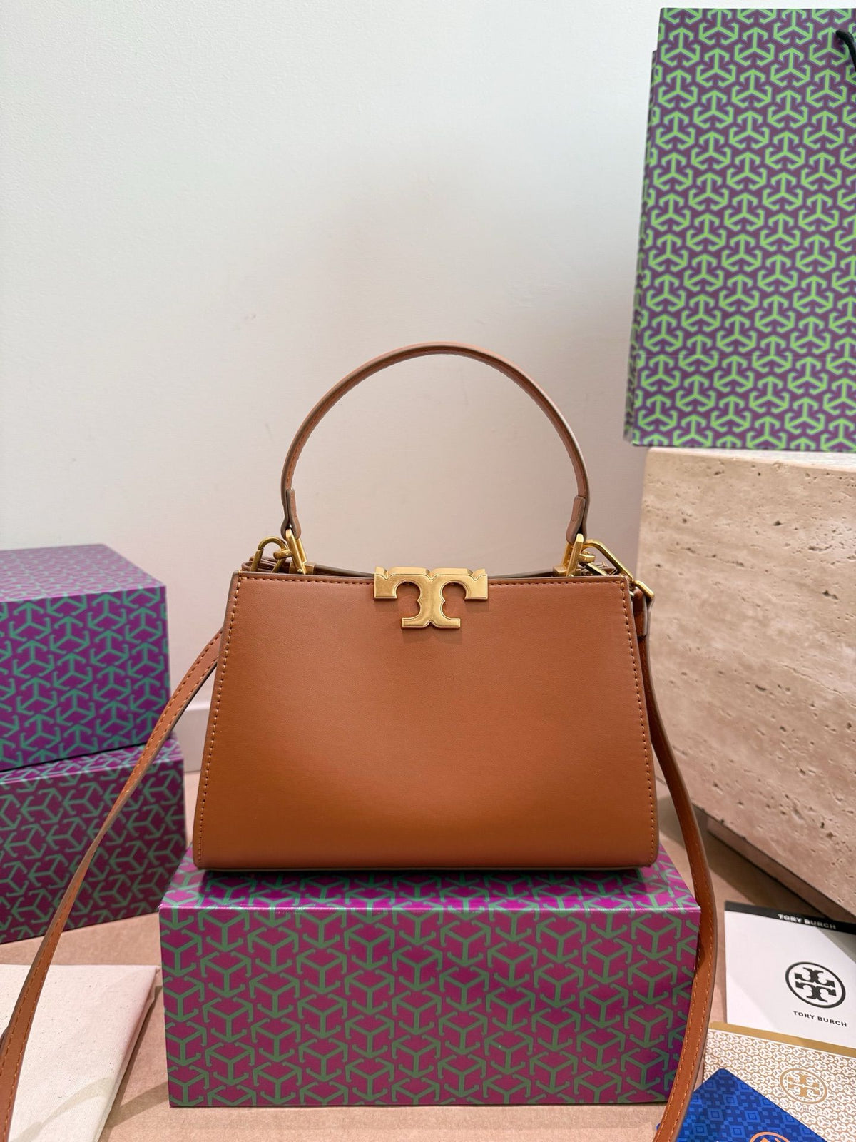 Small box size 2215cm