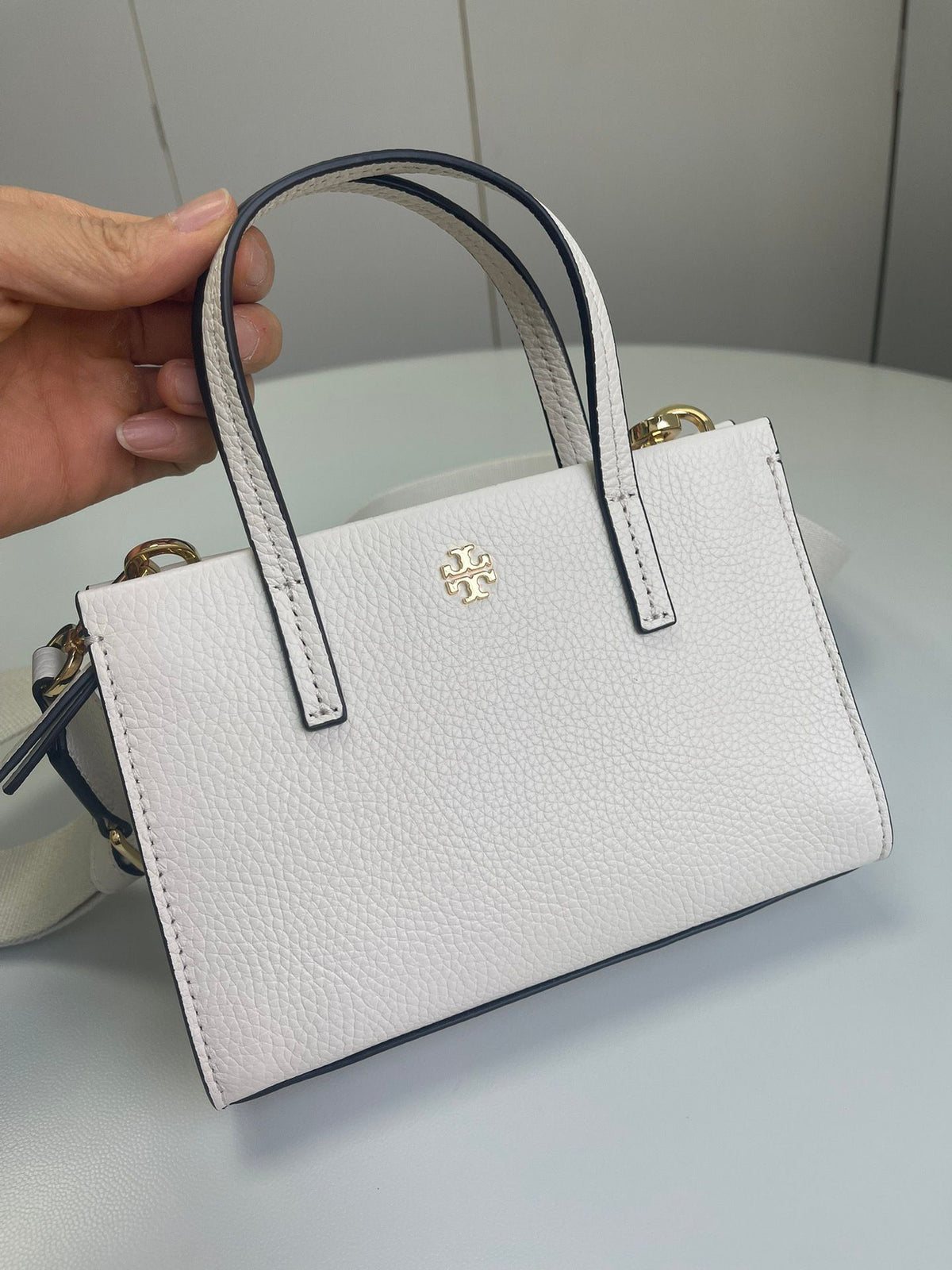 Story Burch ELLA tote, natural drop cowhide crossbody, bill of lading shoulder bag size 19.5x14.5x7, number H089 P370