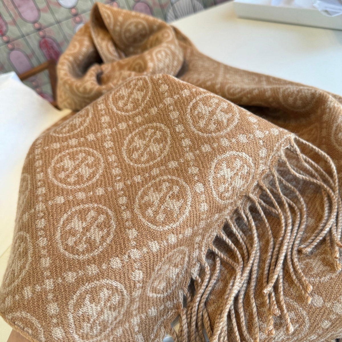 Top imported cashmere TORY BURCH.TB new double-sided scarf navy blue