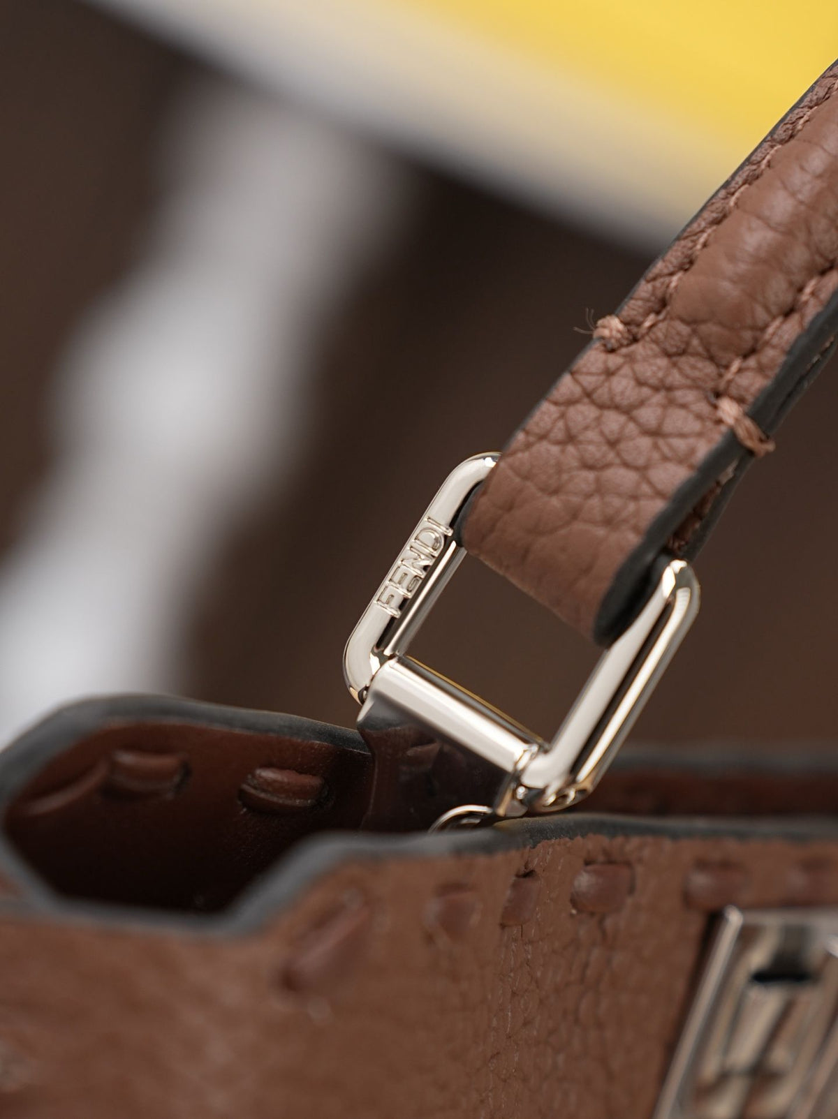 Model 15009 Caramel Brown Size 20cm Details Caramel Brown Hand sewn Peekaboo ISeeU Medium Handbag Litchi Pattern Calfskin Material with Classic Twisted Lock Soft Nappa Leather Lining on Both Sides Separated by Hard Dividers with Buckle Internal Pocket