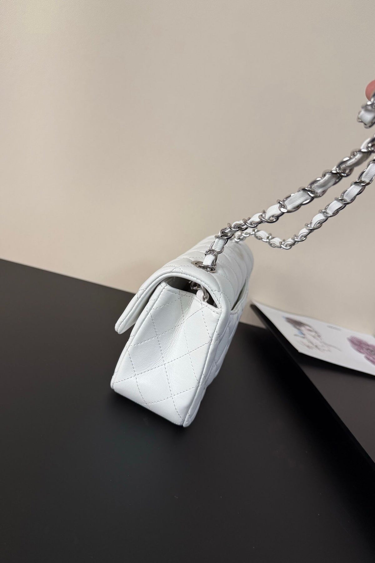 Upgraded version (full leather inside and outside) CF 20cm lambskin. Exclusive product in the market. Please see the pictures for leather details and workmanship. It is perfect. Welcome to compare. 116 silver