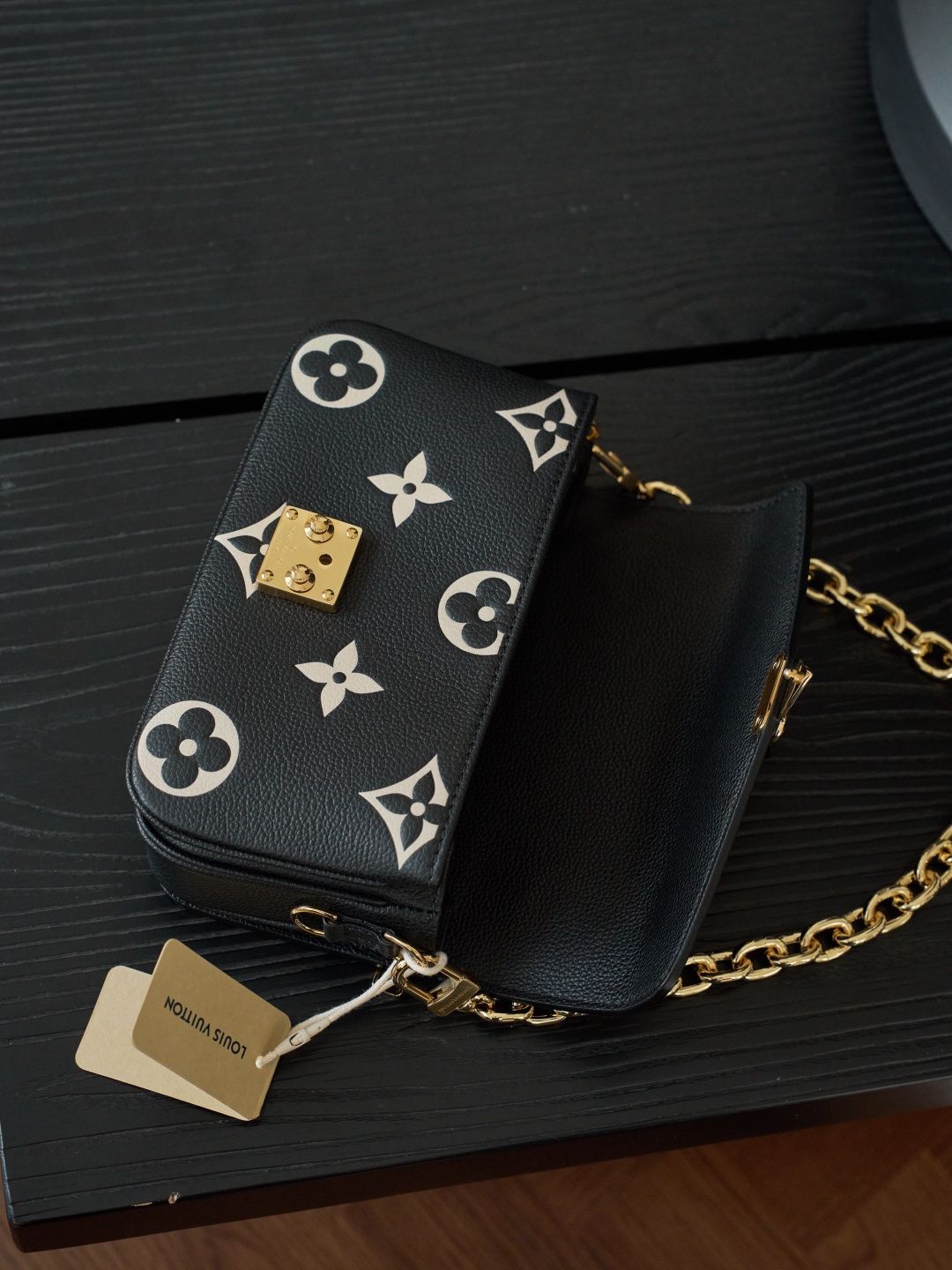 POCHETTE METIS EAST WEST handbag M46596 P1480 black messenger bag, original calfskin, fully steel vacuum plated, variable code chip version