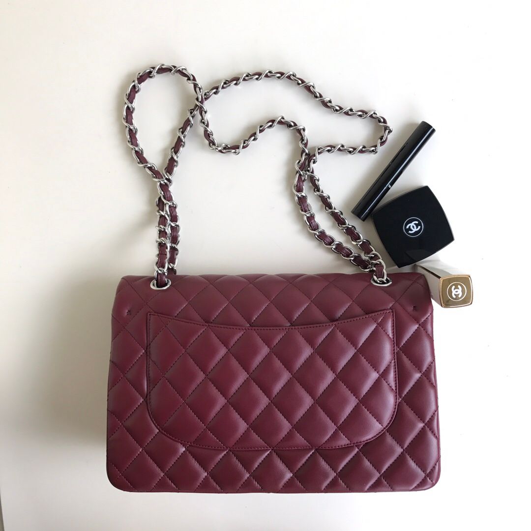 Upgraded version A1113 So beautiful that no one has friends CF Classic rhombus series Original lambskin small buckle version Professionally customized heavyweight hardware shoulder straps Handmade wiring Matching with same color lining Exquisite hot stamp