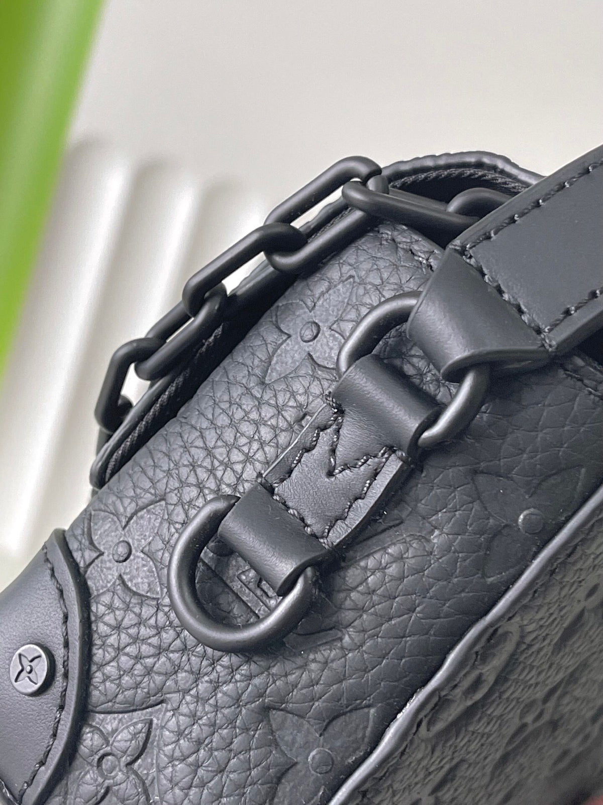 The highest version, original factory leather, top-grade original single product, comes with a full set of original packaging. Photographed in real life, M81746. Size: 18116.5cm