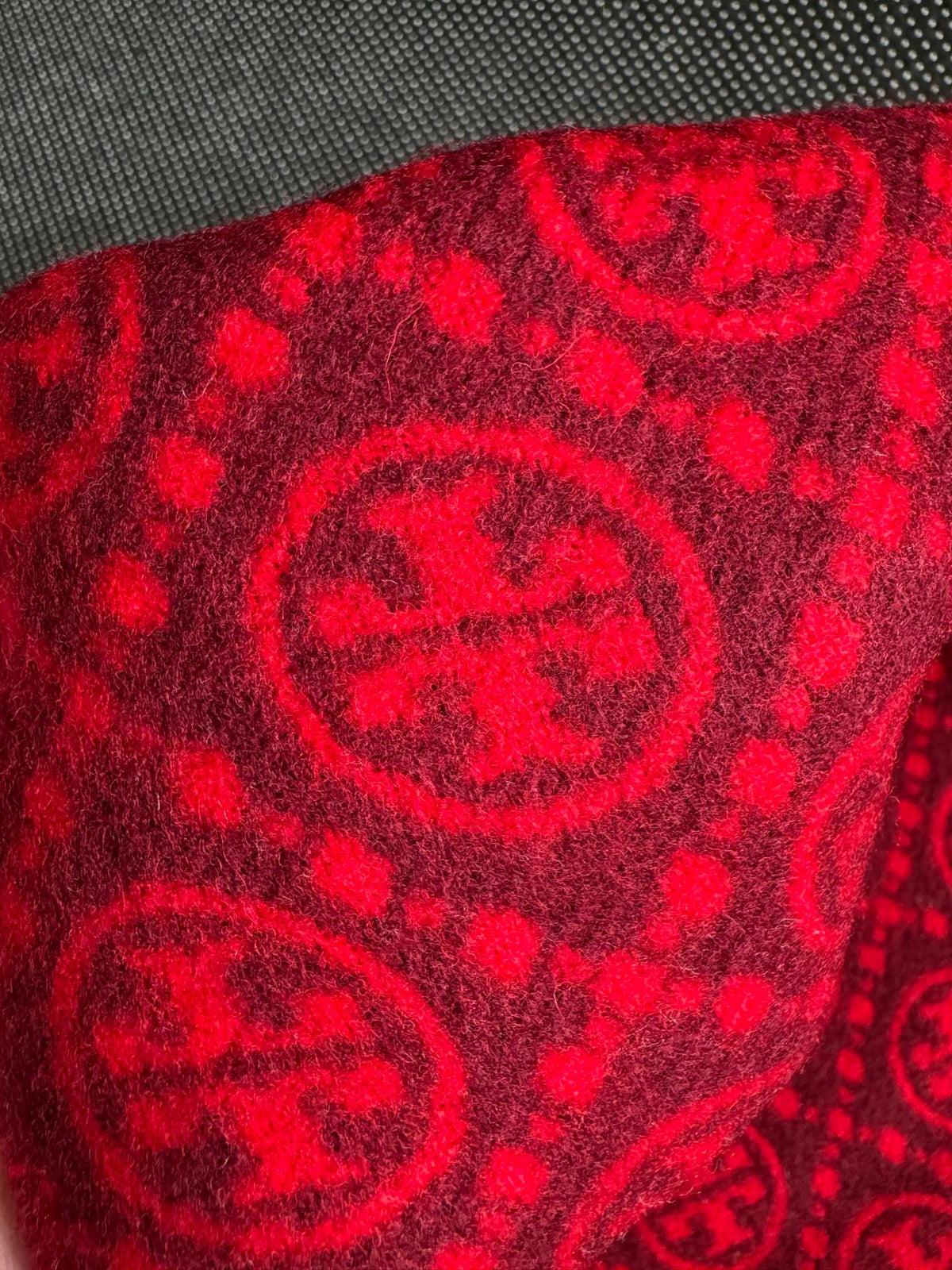 TB scarf casually photographed, non market ordinary version double-sided scarf material is 50% wool and 50% cotton