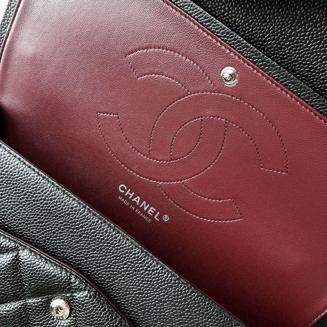 Exclusive real shot of classic ball pattern caviar cowhide 1113Jumbo imported original cowhide CF..MM directly regarded as high-end quality size 30Cm gold and silver buckle in stock P1180 Some new bags have canceled the laser mark and ID card and replaced