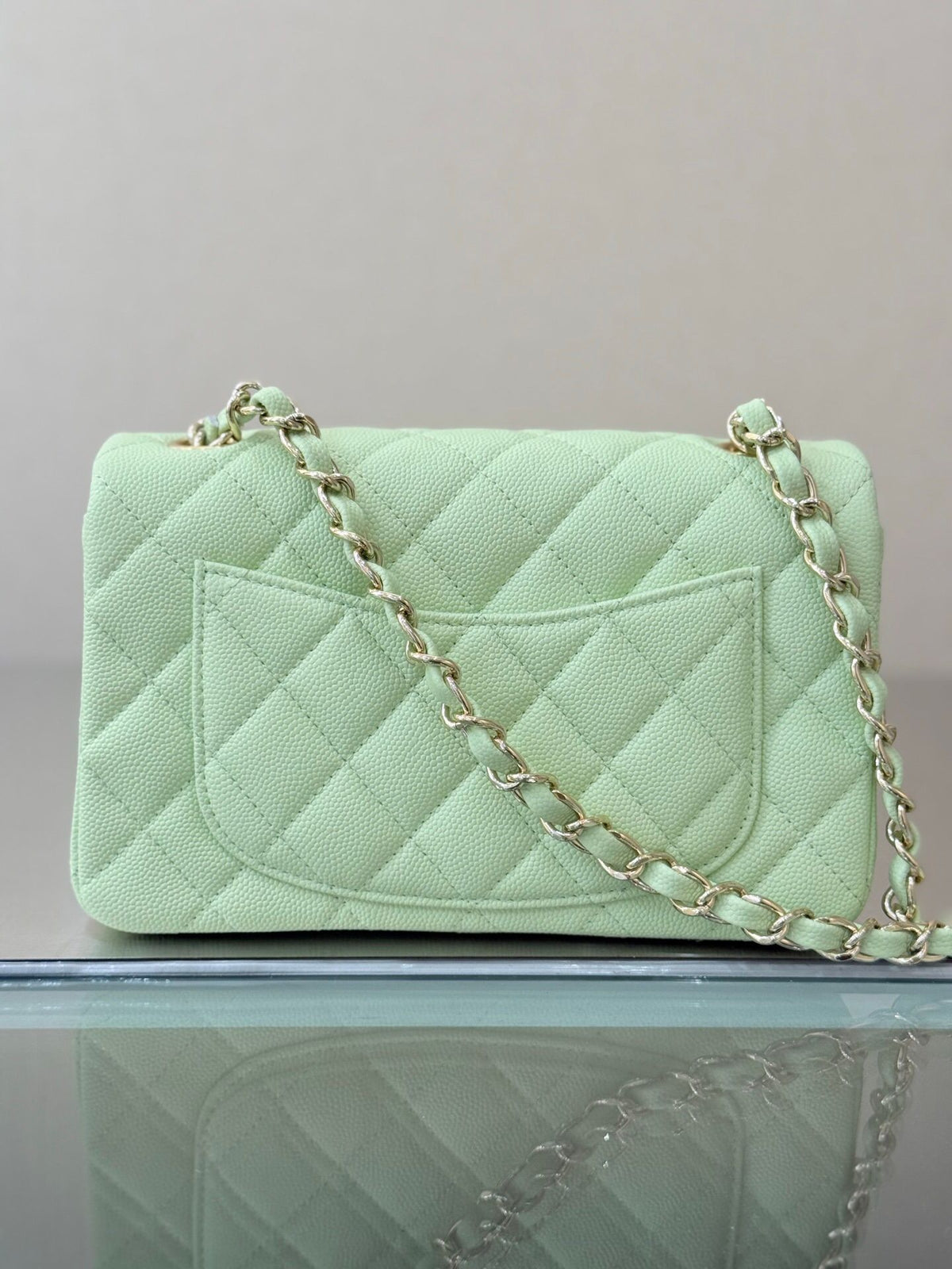 Upgraded version with chip 20 light green