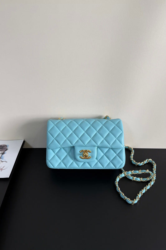 Upgraded version (full leather inside and outside) CF 20cm lambskin. Exclusive good product on the market. Please see the pictures for leather details and workmanship. It is perfect. Welcome to compare 116 Tiffany Blue Gold.
