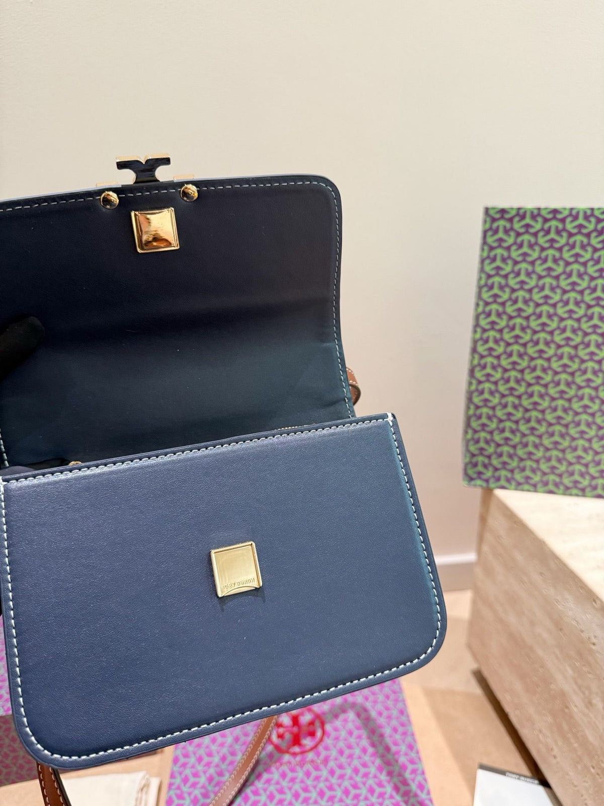 Folding Box Tory Burch Eleanor Series Small Gold Brick Underarm Bag