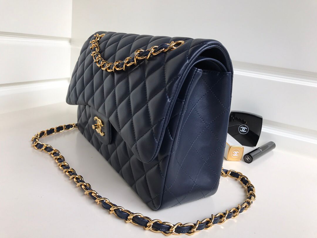 Upgraded version A1113 So beautiful that no one has friends CF Classic diamond series Original lambskin small buckle version Professionally customized heavyweight hardware shoulder straps Handmade wiring Lining leather Exquisite hot stamping font Uniform
